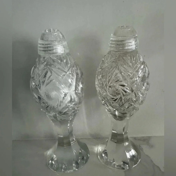 Vintage Crystal Salt & Pepper Shakers 7 inch formal dinner holidays party class - Picture 2 of 4